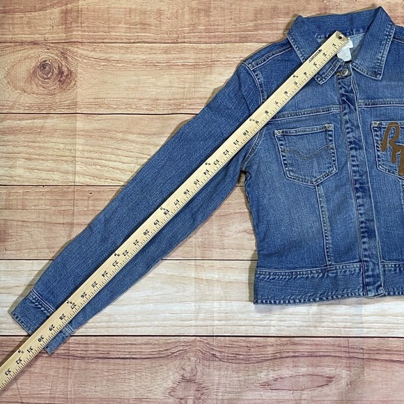 NWT ROCAWEAR Women's Denim Long Sleeve Jacket - Size Medium R98003X Logo - Picture 8 of 13